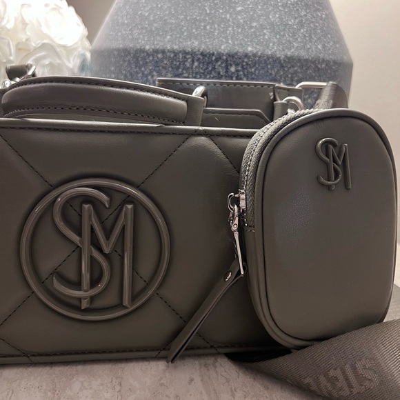 NWT - Steve Madden Bevie Quiled Lt. Olive Satchel. Retail $98 - Picture 9 of 16